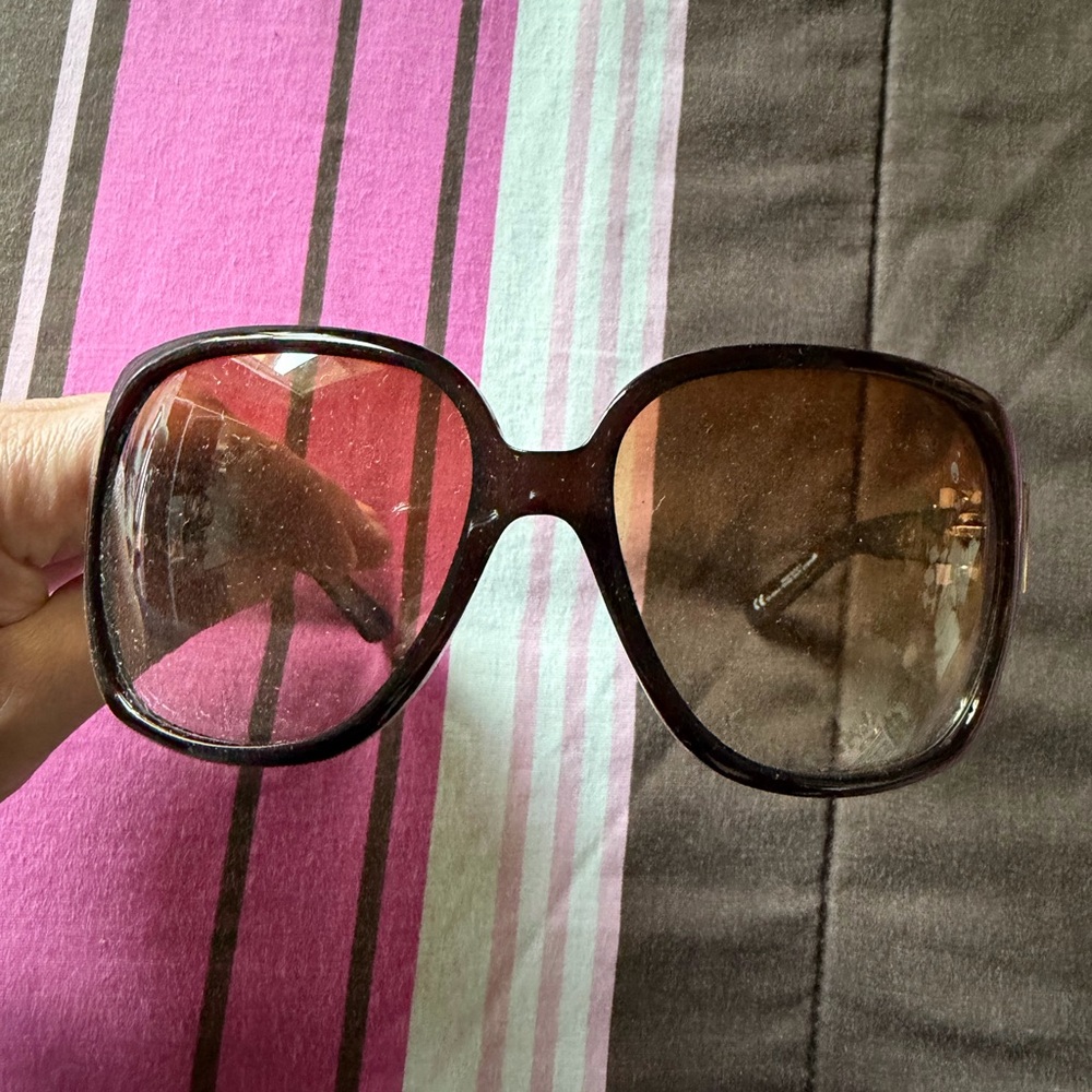 Gucci Black and Gold Sunglasses